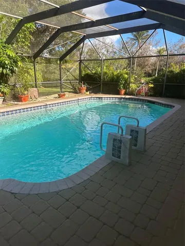 $1,250,000 | 10800 Southwest 40th Court, Davie, FL 33328