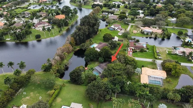 $1,250,000 | 10800 Southwest 40th Court, Davie, FL 33328