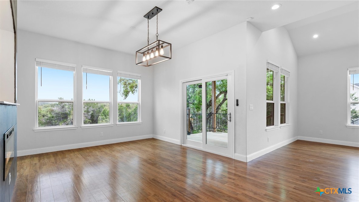 3225 Hawthorne Road Spring Branch, TX 78070 - Photo 13 of 48