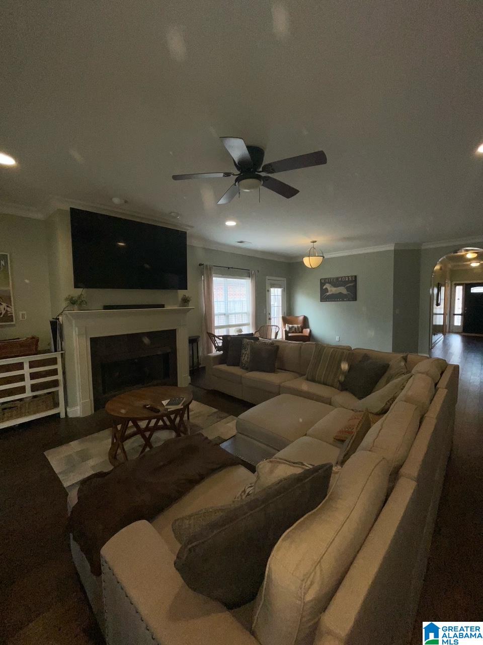 105 Lakeside Circle Pelham, AL 35124 - Photo 9 of 36