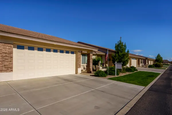 $485,000 | 2663 South Springwood Boulevard, Unit 322, Mesa, AZ 85209