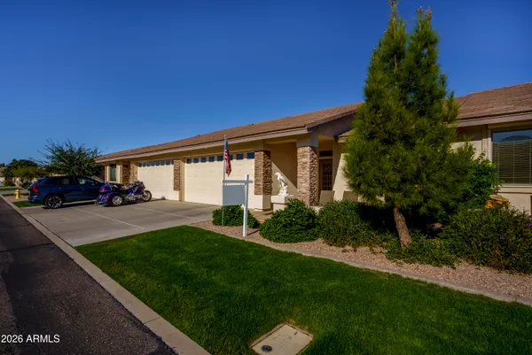 $485,000 | 2663 South Springwood Boulevard, Unit 322, Mesa, AZ 85209