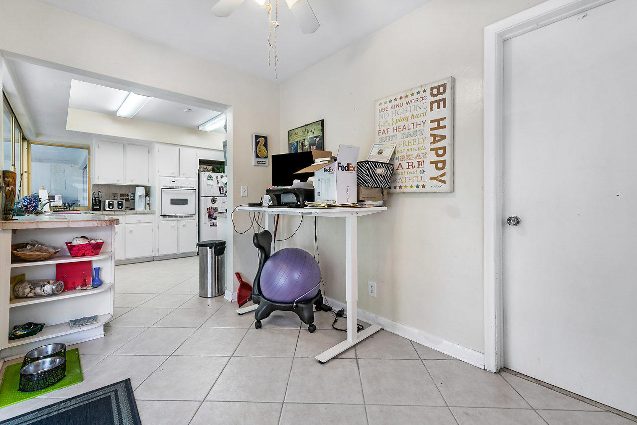 229 Southwest 7th Avenue Boca Raton, FL 33486 - Photo 17 of 32 017-229Southwest7thAvenue-BocaRaton-FL-3