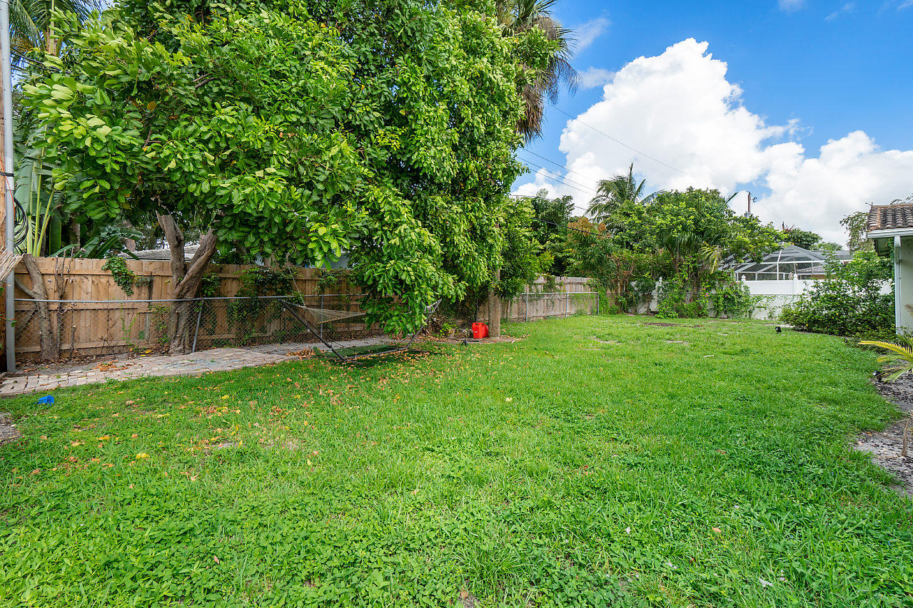 229 Southwest 7th Avenue Boca Raton, FL 33486 - Photo 20 of 32 020-229Southwest7thAvenue-BocaRaton-FL-3