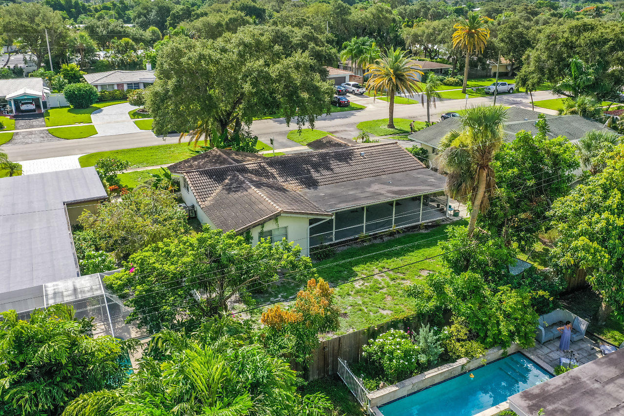 229 Southwest 7th Avenue Boca Raton, FL 33486 - Photo 26 of 32 026-229Southwest7thAvenue-BocaRaton-FL-3