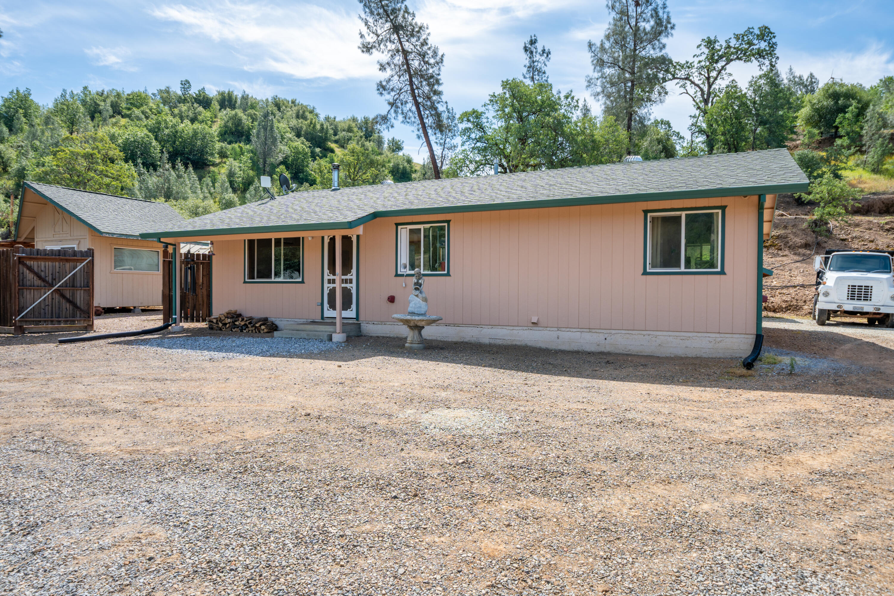 14493 Aloha Road Bella Vista, CA 96008 - Photo 6 of 117 14493 Aloha Rd-7