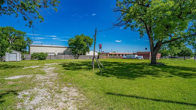 $450,000 | 124 Southwest Anderson Street, Burleson, TX 76028