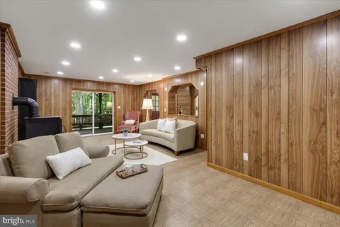 $949,000 | 12212 Woodlark Court, Manassas, VA 20112