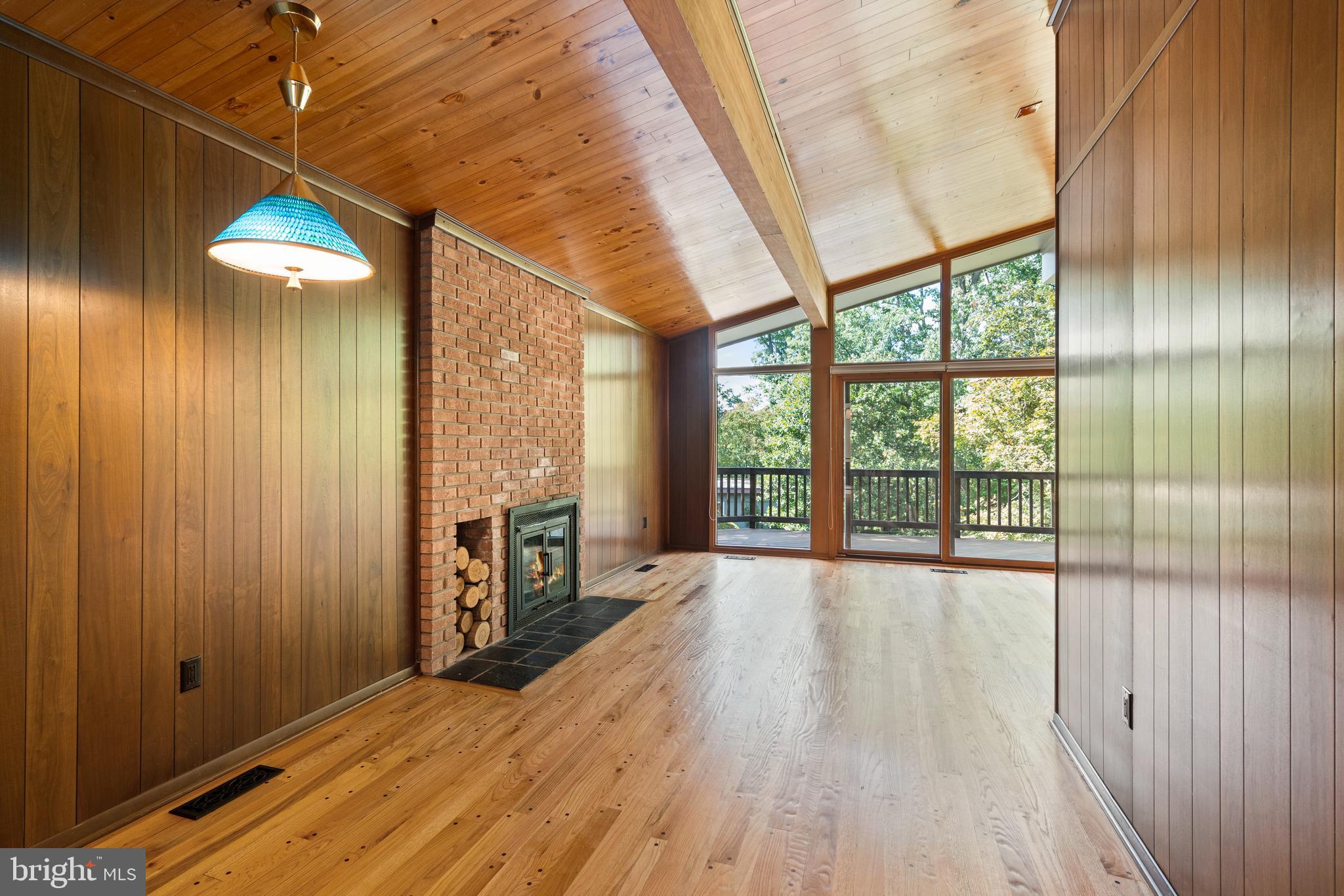 11233 South Shore Road Reston, VA 20190 - Photo 8 of 44 Living Room with fireplace