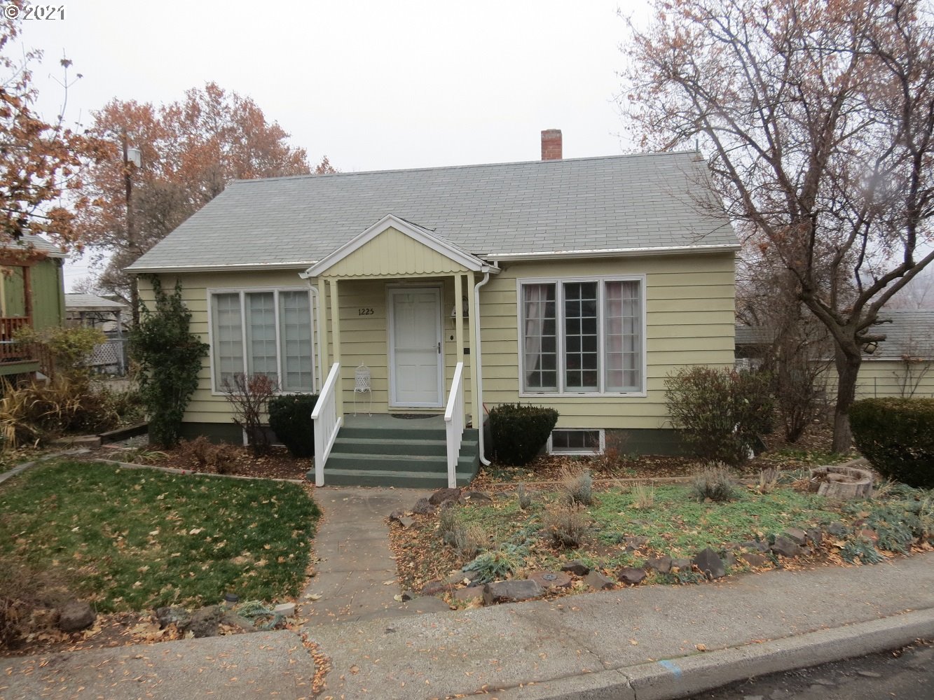 1225 Southwest Goodwin Place Pendleton, OR 97801 - Photo 1 of 22