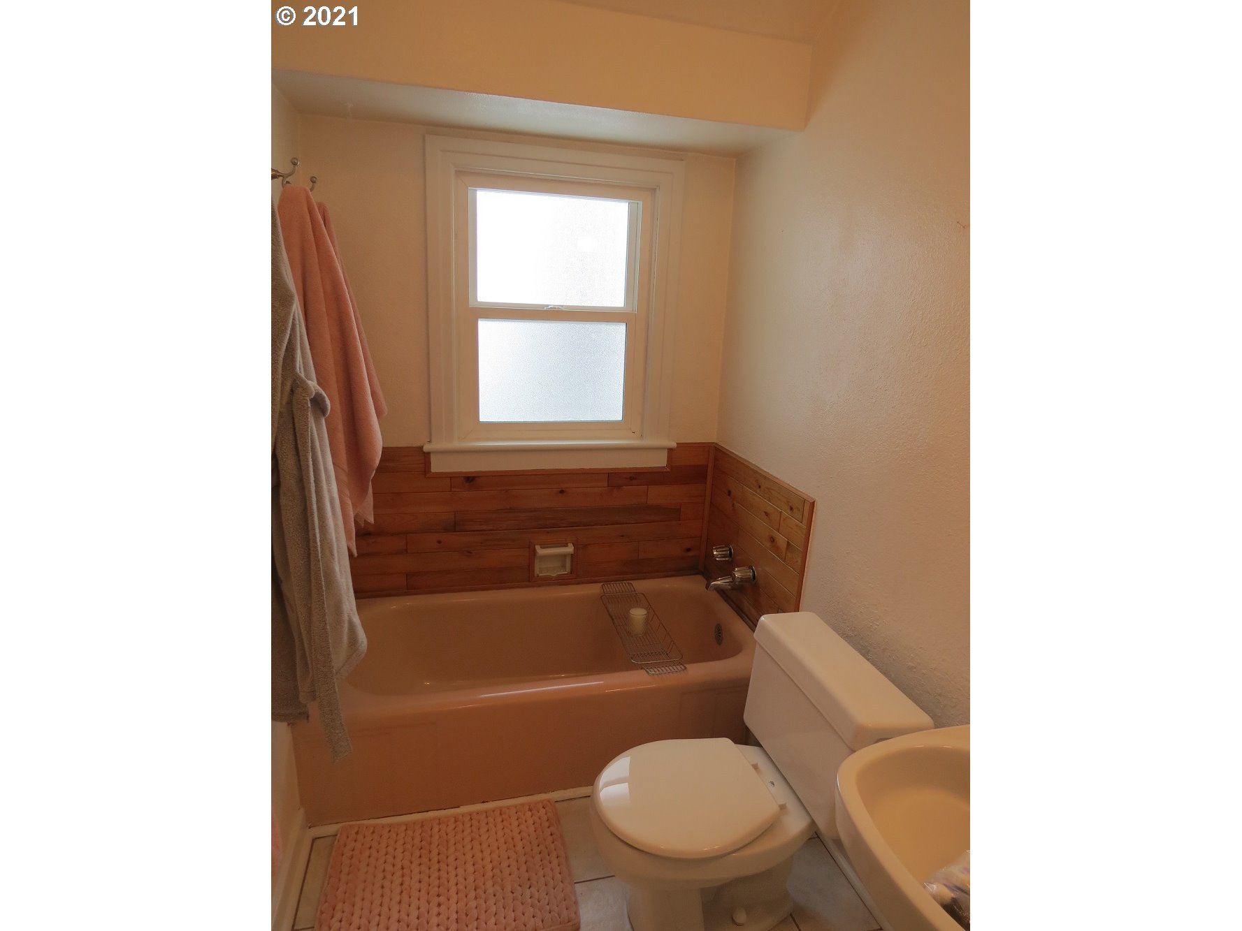 1225 Southwest Goodwin Place Pendleton, OR 97801 - Photo 8 of 22