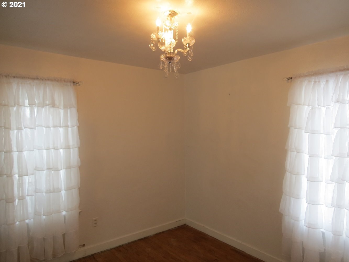 1225 Southwest Goodwin Place Pendleton, OR 97801 - Photo 10 of 22