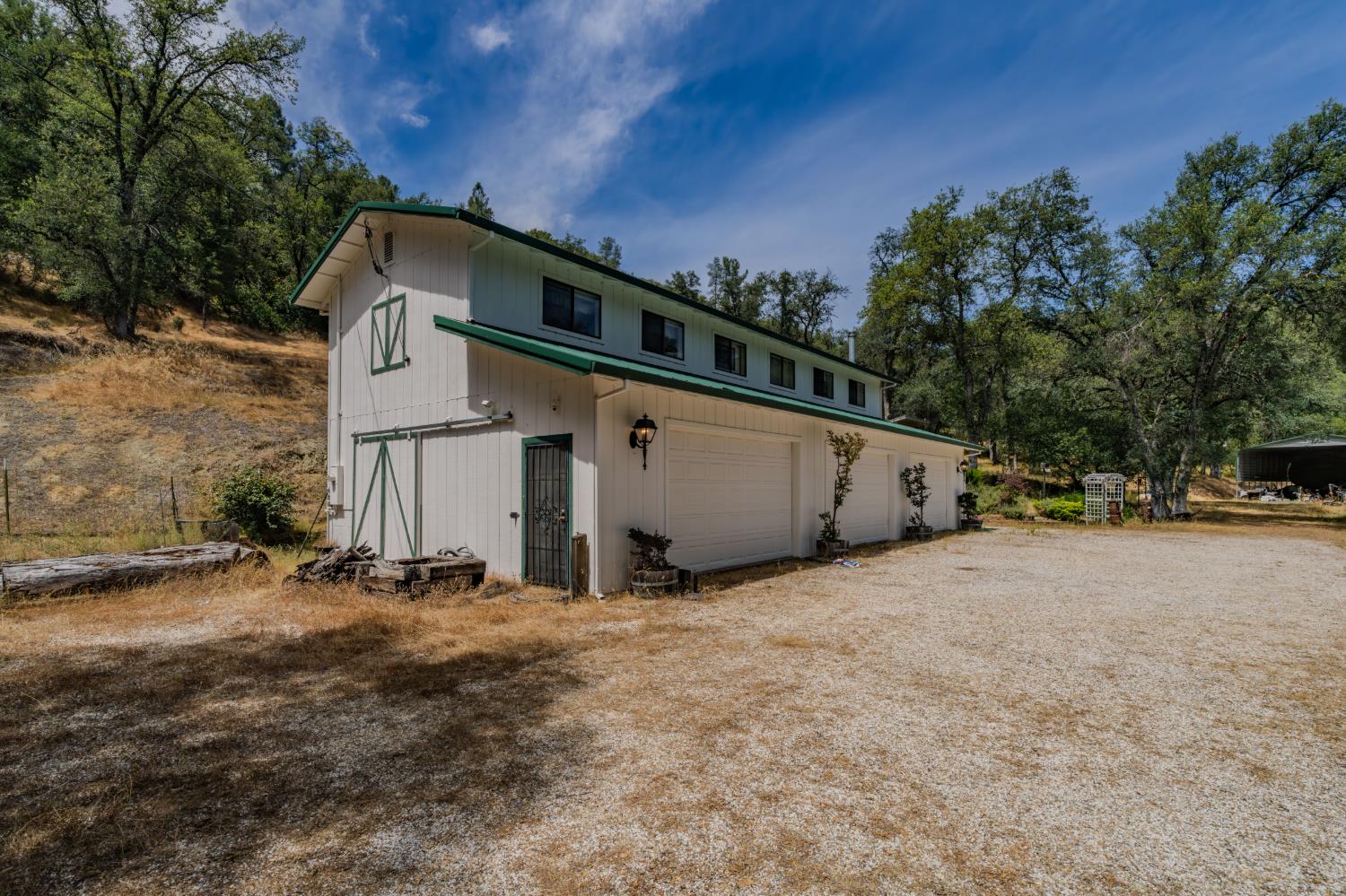 8531 Sheep Ranch Road Mountain Ranch, CA 95246 - Photo 2 of 47