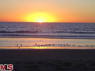 17 Topsail Street, Unit 2 Marina del Rey, CA 90292 - Photo 1 of 1