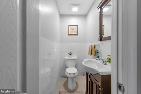 $530,000 | 1007 Stonewood Road, Wilmington, DE 19810