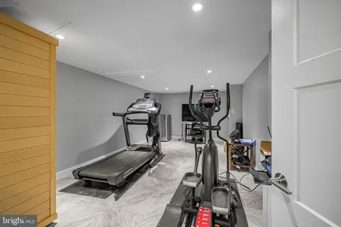 $530,000 | 1007 Stonewood Road, Wilmington, DE 19810