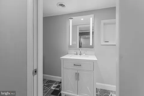 $530,000 | 1007 Stonewood Road, Wilmington, DE 19810