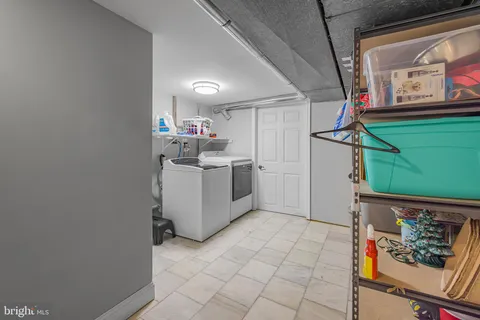 $530,000 | 1007 Stonewood Road, Wilmington, DE 19810