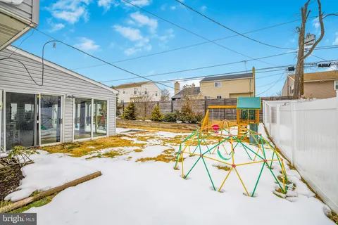 $530,000 | 1007 Stonewood Road, Wilmington, DE 19810