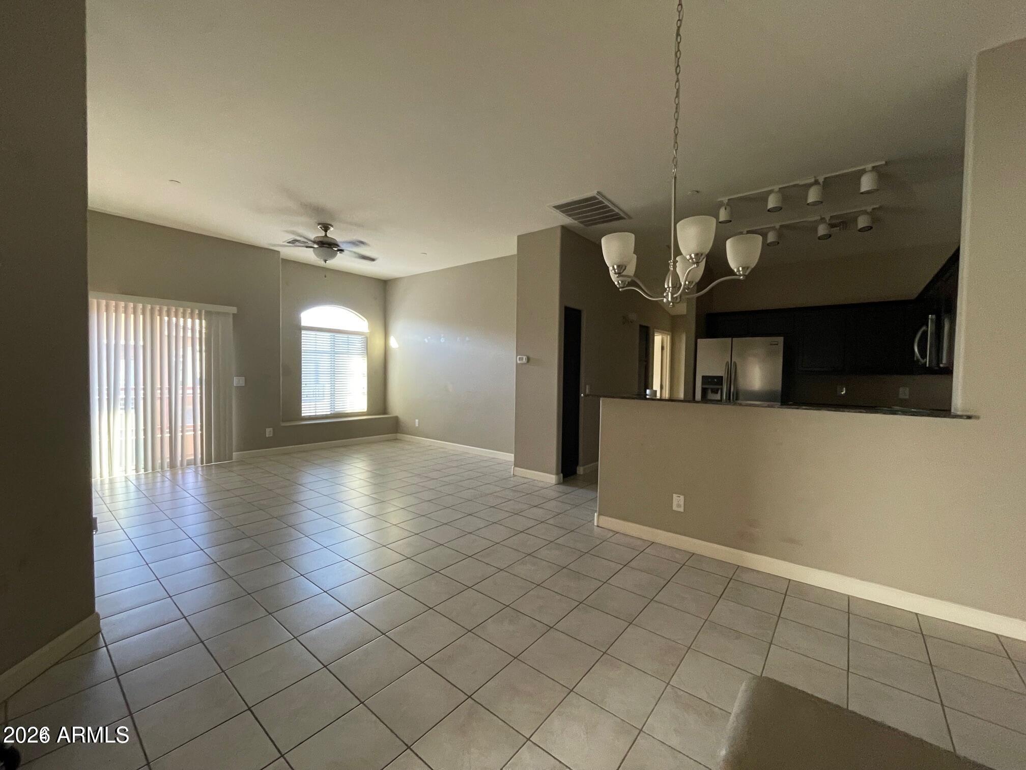2150 West Alameda Road, Unit 2135 Phoenix, AZ 85085 - Photo 4 of 14 2135_04