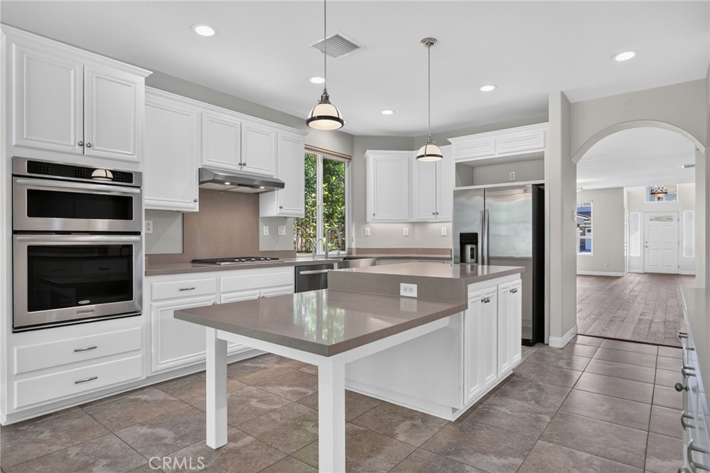 11339 Modena Lane Porter Ranch, CA 91326 - Photo 18 of 62 Gallery Image 18