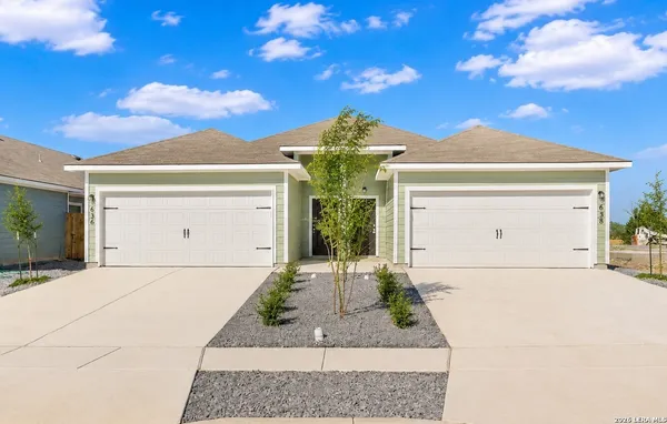 $1,445 | 636 Heathers Way, Seguin, TX 78155