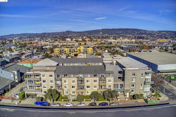 $535,000 | 3090 Glascock Street, Unit 405, Oakland, CA 94601