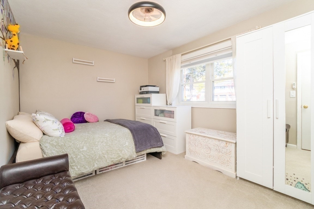 1075 Chestnut Street, Unit 6 Newton, MA 02464 - Photo 16 of 23 Gallery Image 16