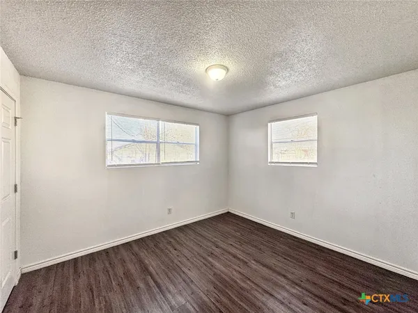 $825 | 742 Martindale Road, San Marcos, TX 78666