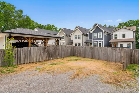 $549,000 | 1404 C Lischey Avenue, Nashville, TN 37207
