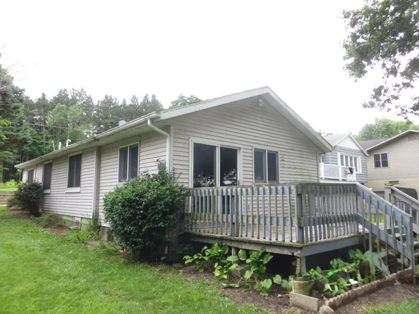 $249,900 | 25012 Kenneth Avenue, Edwardsburg, MI 49112
