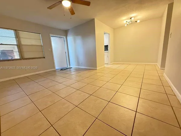 a view of a utility room
