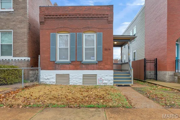 $1,350 | 2616 Oregon Avenue, St. Louis, MO 63118