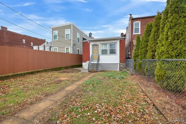 $1,350 | 2616 Oregon Avenue, St. Louis, MO 63118