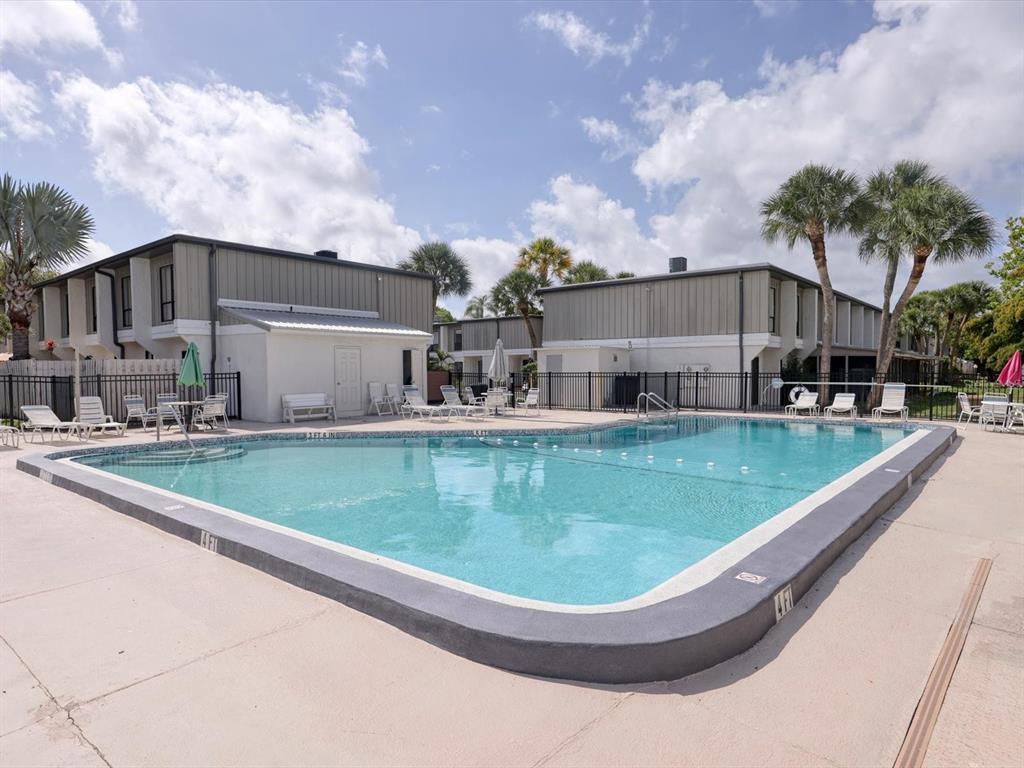 4001 South Beneva Road, Unit 401 Sarasota, FL 34233 - Photo 29 of 33
