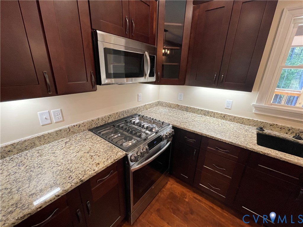 2948 Pineview Drive Powhatan, VA 23139 - Photo 14 of 41