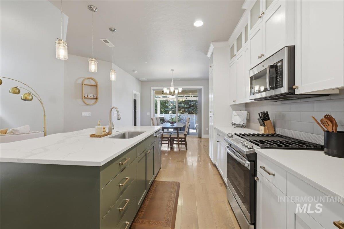 163 West Floating Feather Road Eagle, ID 83616 - Photo 12 of 35