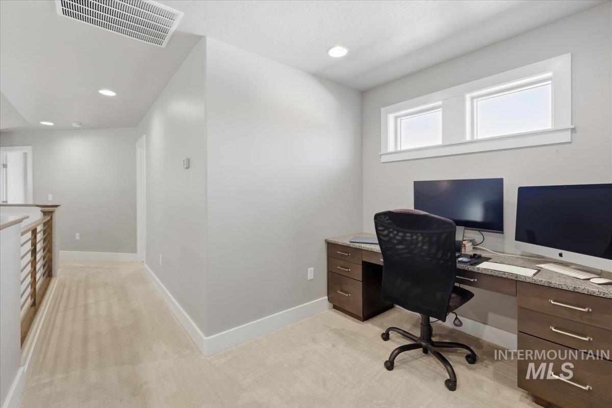 163 West Floating Feather Road Eagle, ID 83616 - Photo 25 of 35