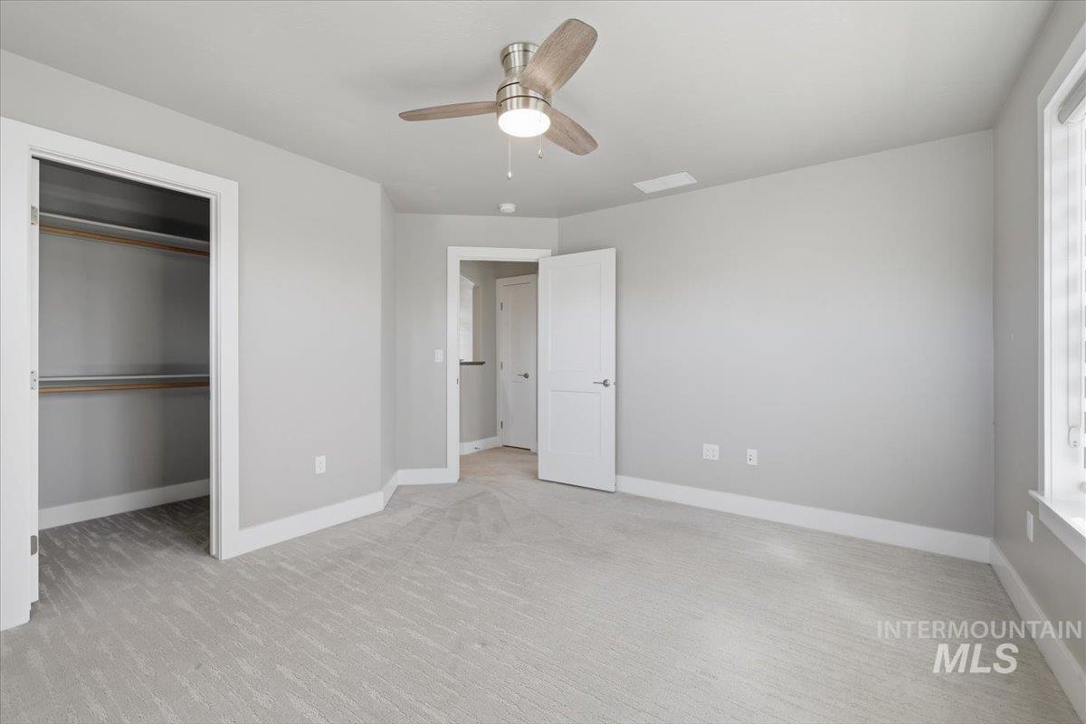 163 West Floating Feather Road Eagle, ID 83616 - Photo 31 of 35