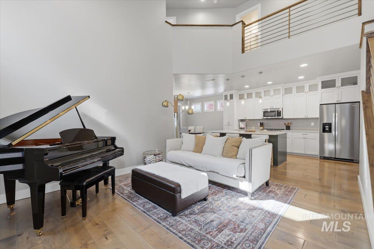 163 West Floating Feather Road Eagle, ID 83616 - Photo 6 of 35