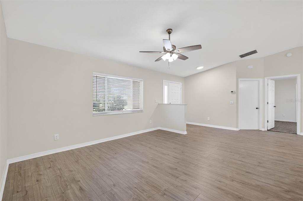10052 Southwest 63rd Avenue Ocala, FL 34476 - Photo 7 of 23