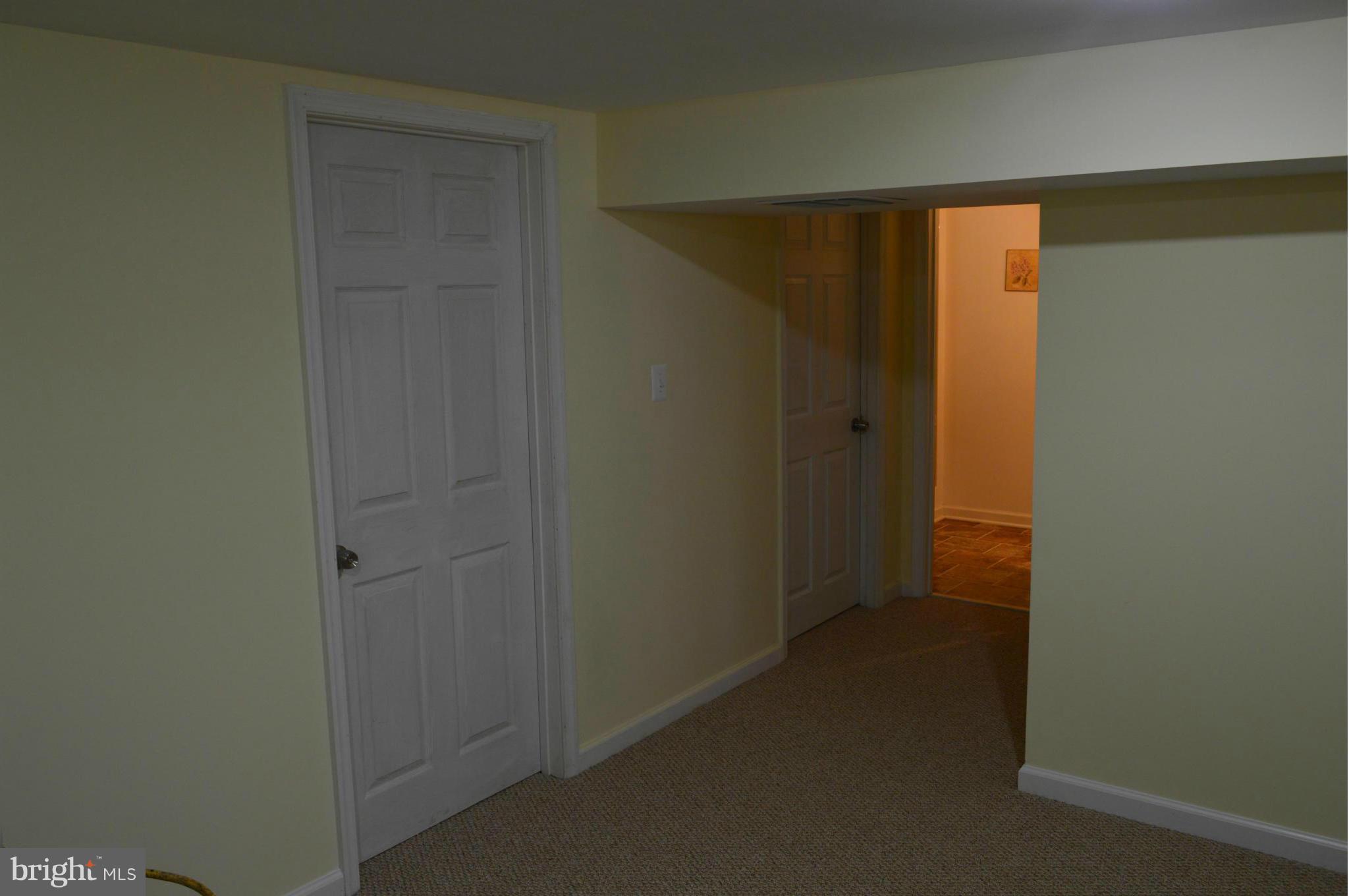 9712 Braddock Road Silver Spring, MD 20903 - Photo 22 of 25 Interior (General)