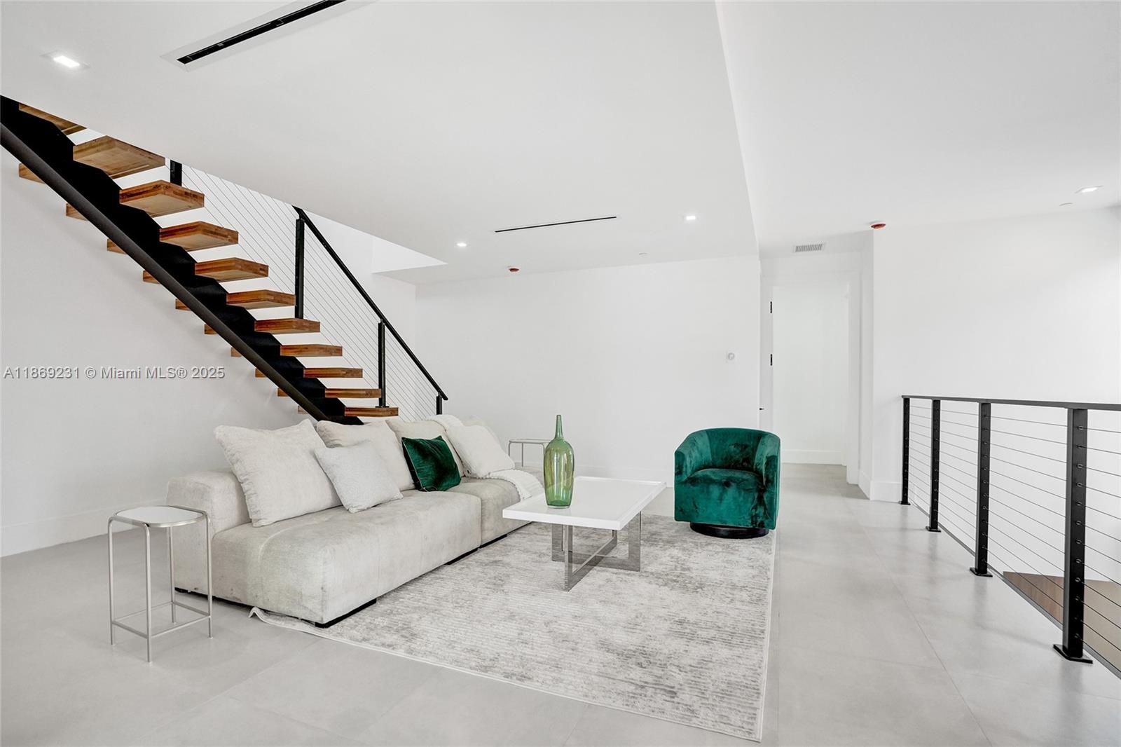 1825 Northeast 26th Avenue, Unit C Fort Lauderdale, FL 33305 - Photo 44 of 90