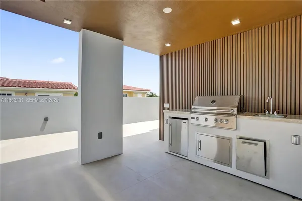 $16,500 | 1825 Northeast 26th Avenue, Unit C, Fort Lauderdale, FL 33305