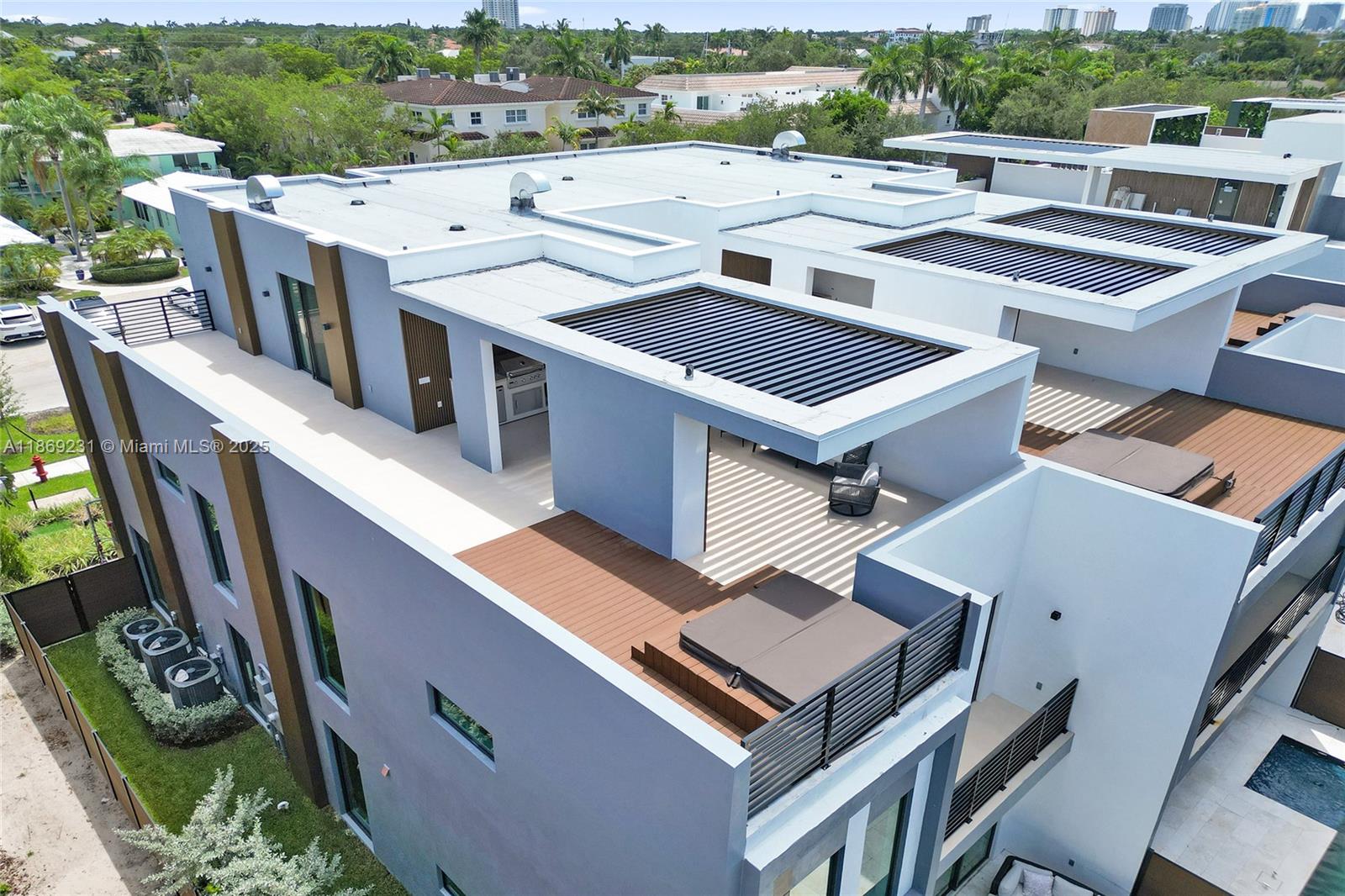 1825 Northeast 26th Avenue, Unit C Fort Lauderdale, FL 33305 - Photo 86 of 90