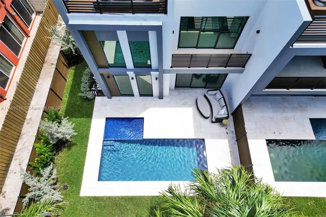 $16,500 | 1825 Northeast 26th Avenue, Unit C, Fort Lauderdale, FL 33305