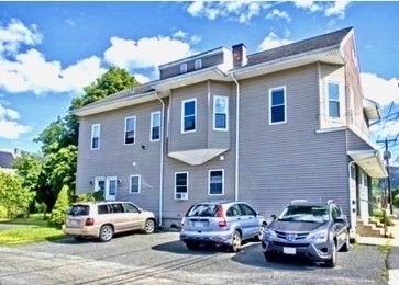 29 Parsons Street, Unit 1 Easthampton, MA 01027 - Photo 2 of 29