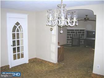 4940 State Road Drexel Hill, PA 19026 - Photo 5 of 12 Dining Room