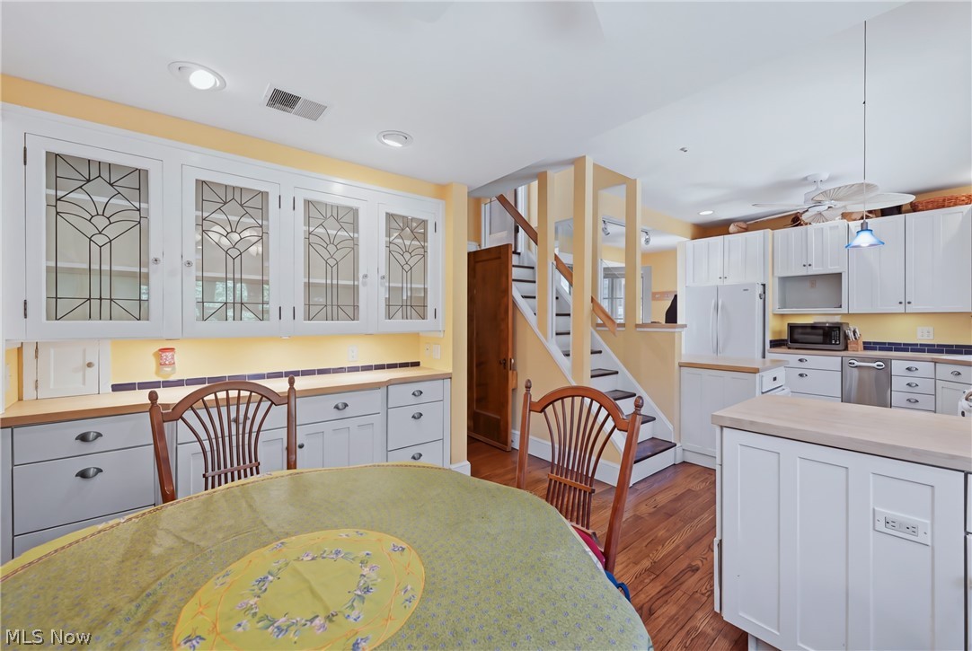 2692 Colchester Road Cleveland Heights, OH 44106 - Photo 22 of 46 Gallery Image 22