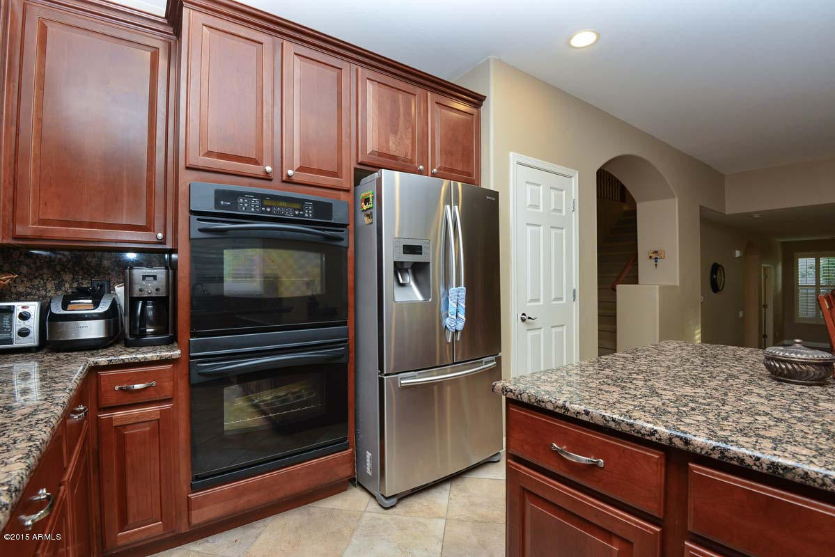 5020 West Yearling Road Phoenix, AZ 85083 - Photo 14 of 62 Kitchen-Double Oven